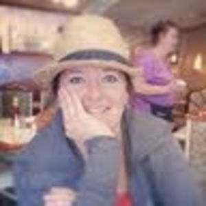 Meet your Posher, Polly